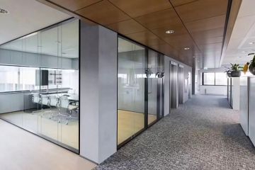 10個(gè)平方玻璃隔斷墻廠家怎么計(jì)費(fèi)-秉帝玻璃隔斷