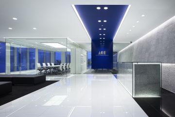 智能霧化玻璃成為辦公裝飾新寵-上海秉帝隔斷